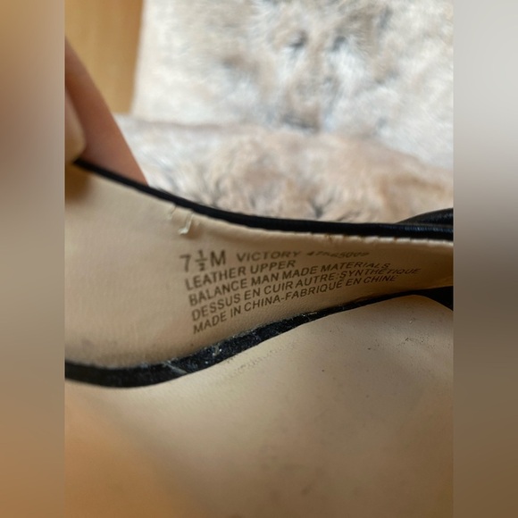 Franco Sarto Leather Upper Bow Heels Size 7.5M - Picture 9 of 11